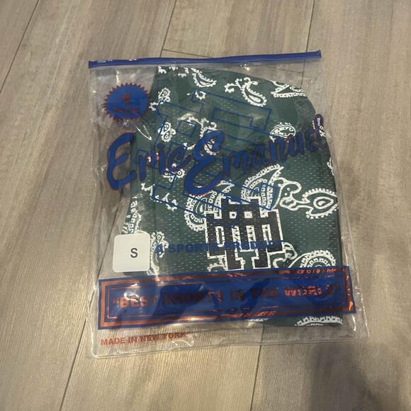 Large green eric emanuel shorts - Picture 4 of 4